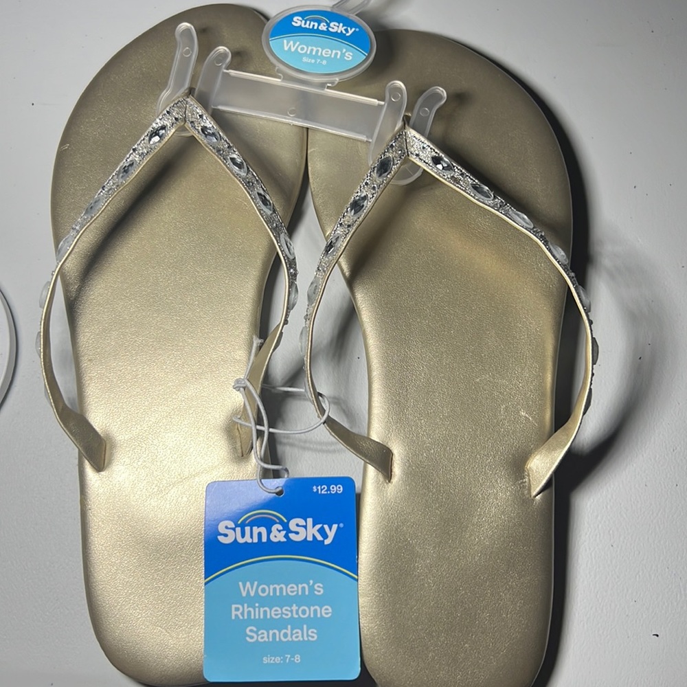 Women’s rhinestone sandals size 7-8